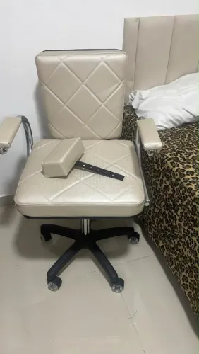 Cadeira giratória de salão 
