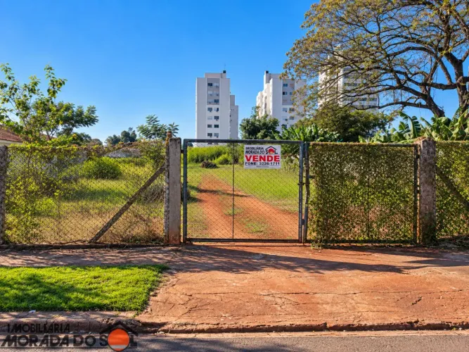 Terrenos à venda em Jardim Alvorada, Maringá-PR