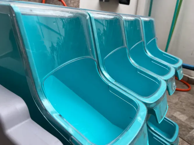 Dispenser plast pet 8 lugares 