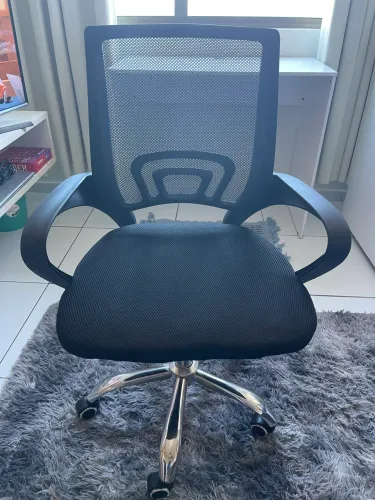 Mesa com cadeira