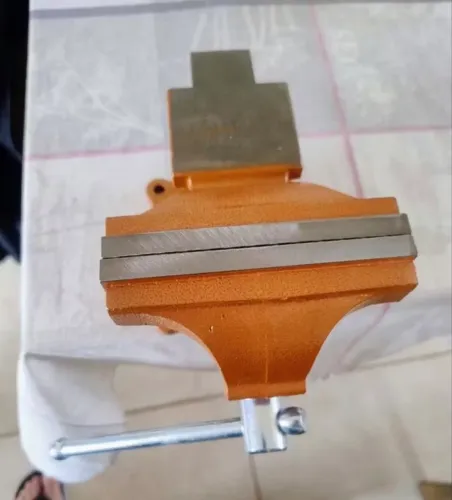 Torno Morsa de Bancada Rotativa com Bigorna 5" 125 mm Sparta