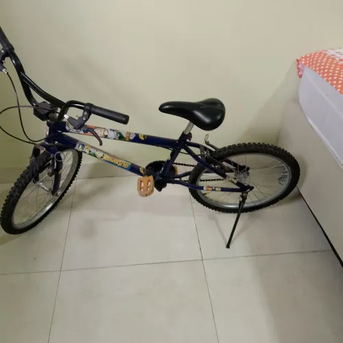 Vende-se Bicicleta aro 20
