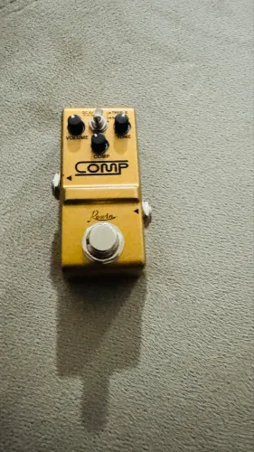 Pedal Nano compressor Rowin