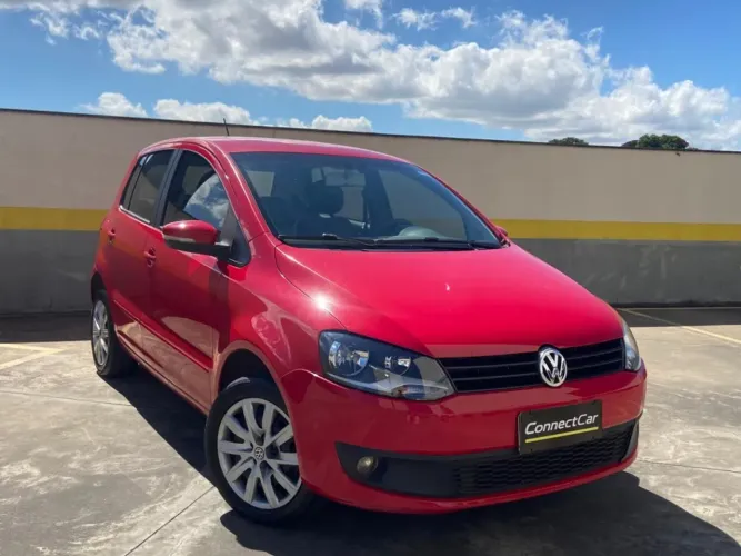 Volkswagen Fox 1.6 MI Total Flex 8V 5P 2014