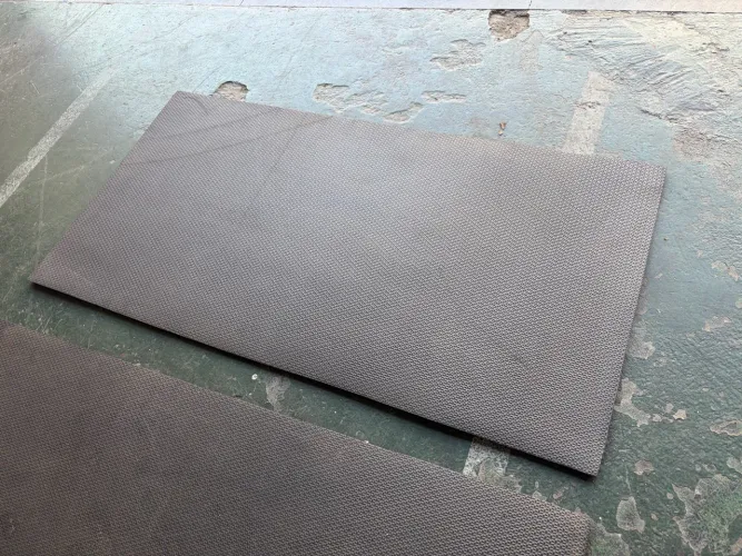 Tapete yoga Eva preto 100x50cm
