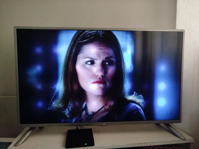 Tv LG 39 polegadas , sem detalhes