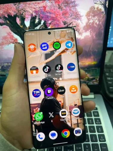 Motorola Edge 60 Fusion em perfeito estado