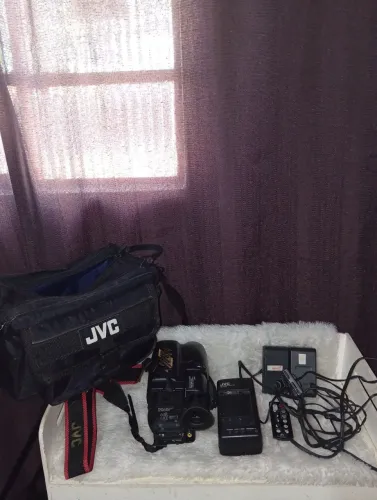 Filmadora JVC antiga