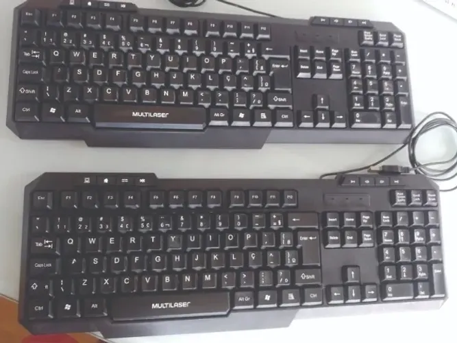 Teclado Com Fio Slim Multilaser, com Conexão USB - Tc206 ( USADO - valor unitário)