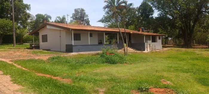 Chácara com 2 dormitórios à venda, 10000 m² por R$ 1.600.000,00 - Chácara Santa Paula - Li