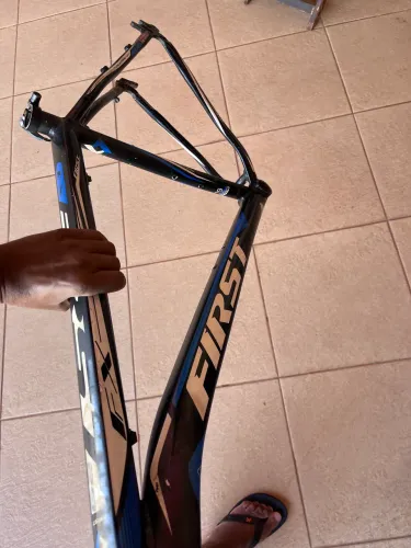Vende se quadro bicicleta