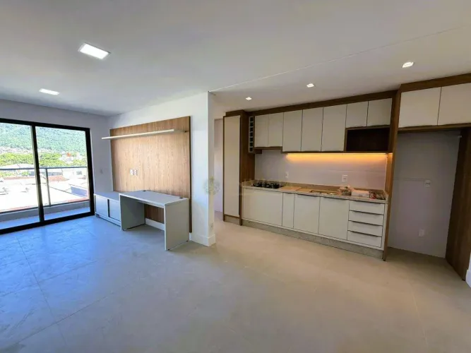 Apartamento Mobiliado de 1 quarto para Alugar no bairro Saco Grande, em Florianópolis.