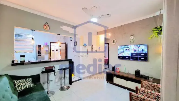 Apartamento no térreo com quintal e 3 dormitórios na Aparecida, próximo ao Shopping !