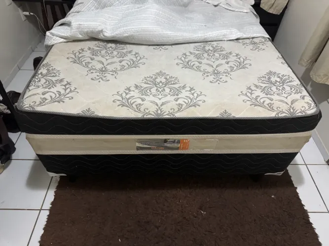 Cama Box Casal - Usada