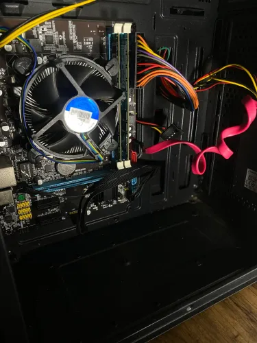 PC i7 4790 + 12GB RAM + SSDKINGSTON128gb | Windows 11 Rápido
