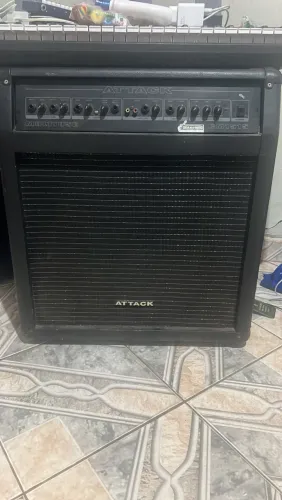 Caixa super potente vendo ou troco