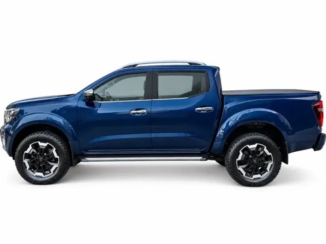 Nissan Frontier XE CD 4X4 2.3 Bi-TB Diesel Aut. 2024