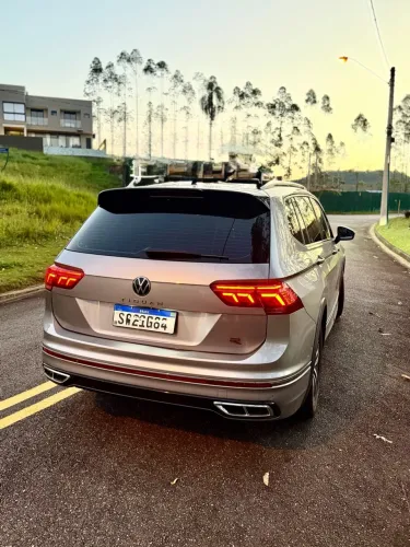 Volkswagen Tiguan Allspac R-line 300 TSI 2.0 2024