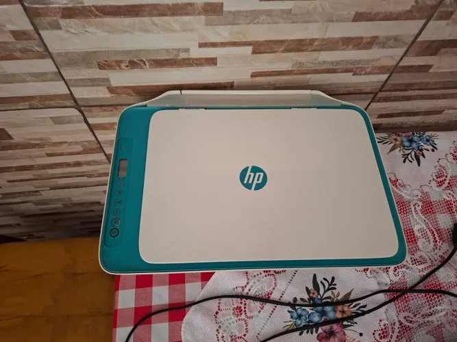HP DeskJet Ink Advantage 2676 ? Pouco uso, sem cartucho ?