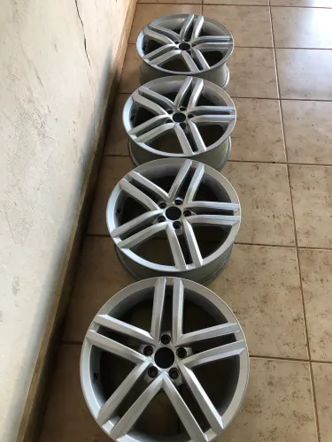 Rodas volcano new strong. Aro 17