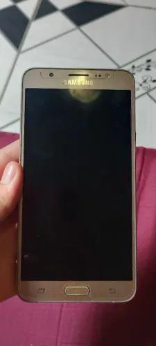 Samsung J7 metal.