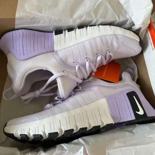 Tenis nike freemetcon