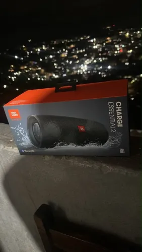 JBL nova na caixa com nota fiscal nunca usada