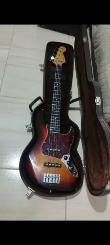 Baixo fender deluxe 5 (TROCO)