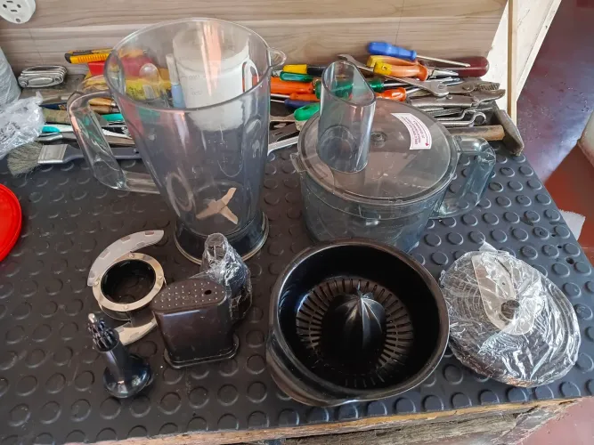 Acessorios multi processador pouco usados