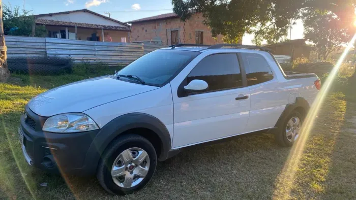 Fiat Strada Working 1.4 MPI Fire Flex 8V CD 2014