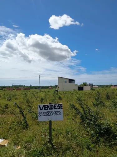 Vende-se este terreno em Paracuru ótima localização