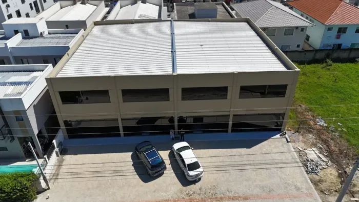 Alugo Sala Comercial de 300mts na Avenida Principal da Nova Palhoça