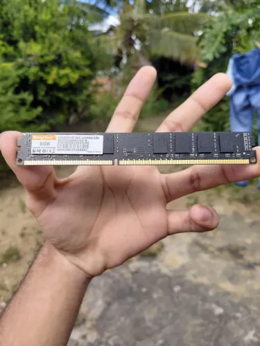 Memória RAM 8GB DDR3 1600MHz KingDian ? Não Testada