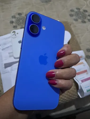 iPhone 16
