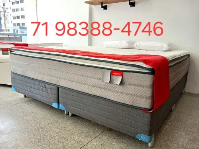 Cama casal de espuma e mola