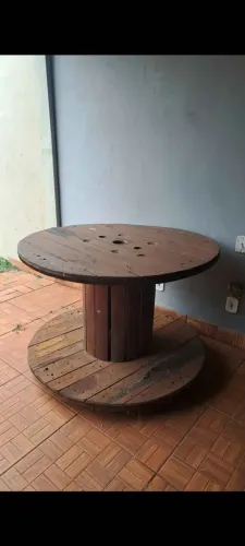 Mesa Rústica Carretel de Madeira Multiuso