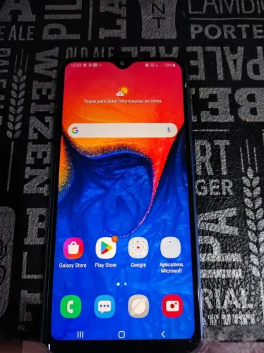 A 10  de 32 gigas como novo