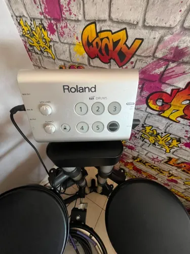 Bateria eletrônica Roland VDrums