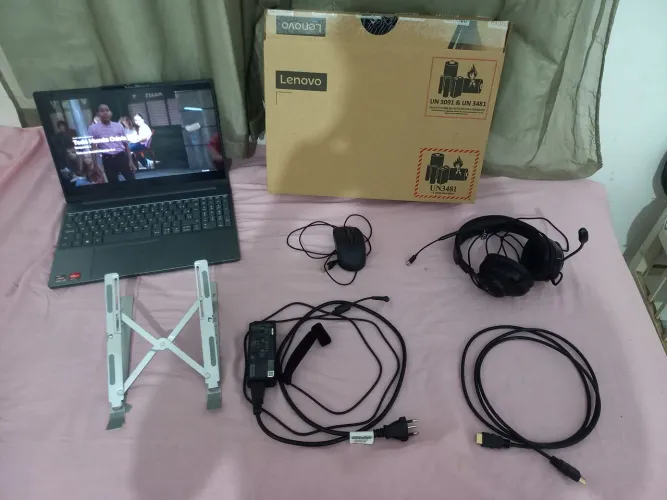 Notebook Lenovo IdeaPad Slim 3i - Usado, comprado em Nov/2025