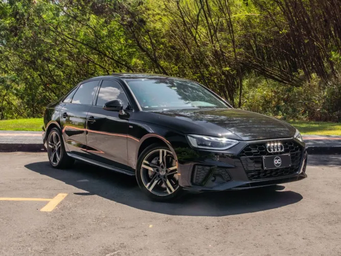Audi A4 Perfor. Black 2.0 TFSI Quat. S Tronic 2021