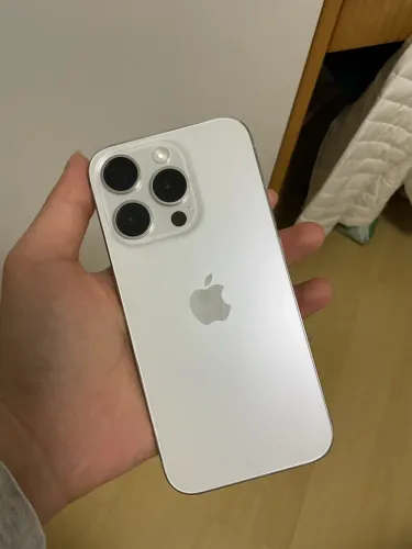 iPhone 15 pro Branco 256 tb
