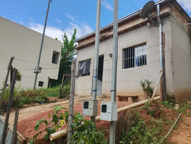 Vende se casa no bairro chácara 3 em Barão de Cocais MG 