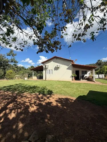 Vende - se LINDA CHÁCARA em Taquaruçu, Excelente pra pousada , criação de gado, lazer.