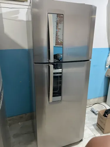 Vendo geladeira em bom estado