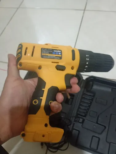 Furadeira e parafusadeira