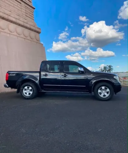 Nissan Frontier SEL CD 4X4 2.5 TB Diesel Aut. 2008