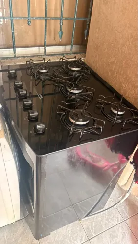 Fogão 5 bocas Consul Preto - Mesa de vidro