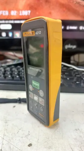 Medidor de distância a laser Fluke 421D original