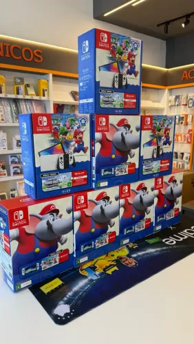 Nintendo Switch OLED 64GB Branco + Super Mario Bros. Wonder Lacrado