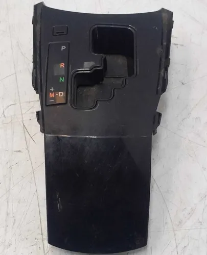 Moldura do cambio Yaris 19